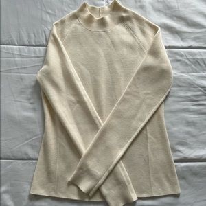 Uniqlo Cream Sweater Small
